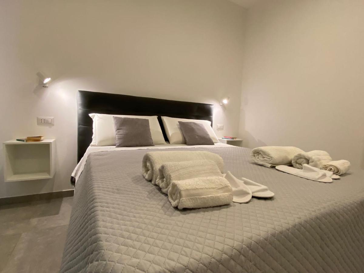 Invilla Bed&Breakfast - Quality Rooms 圣塔·马里亚·迪·卡斯特 外观 照片