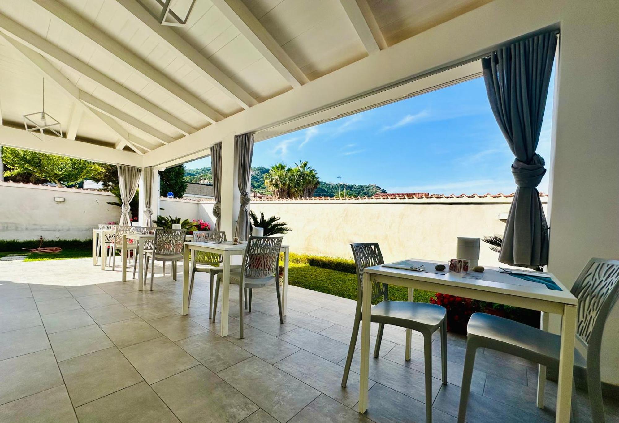 Invilla Bed&Breakfast - Quality Rooms 圣塔·马里亚·迪·卡斯特 外观 照片