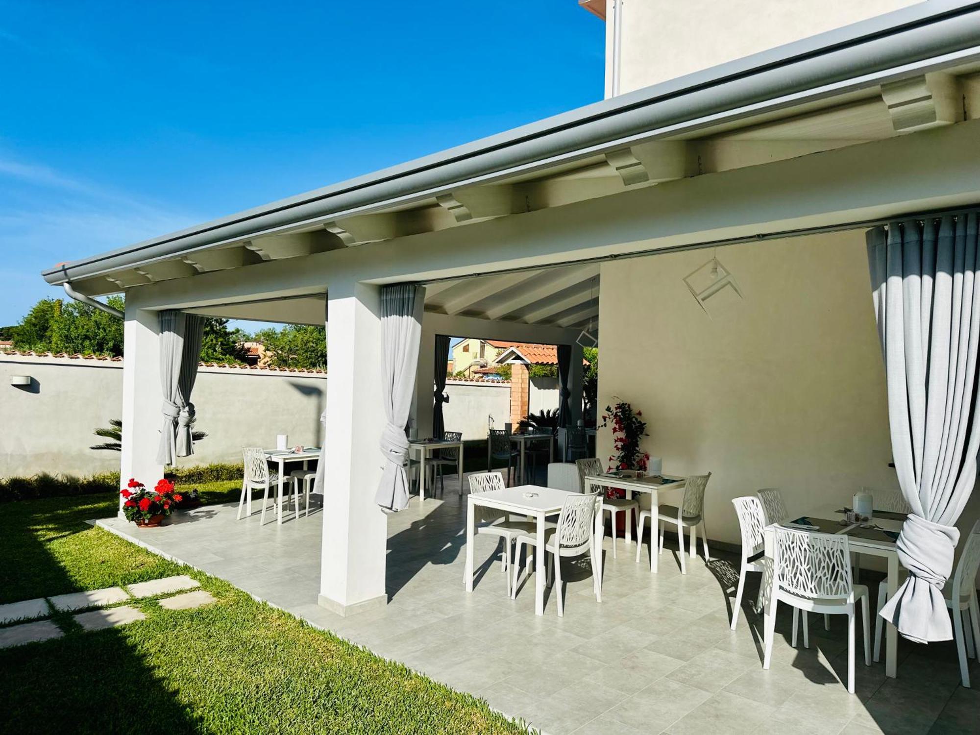 Invilla Bed&Breakfast - Quality Rooms 圣塔·马里亚·迪·卡斯特 外观 照片